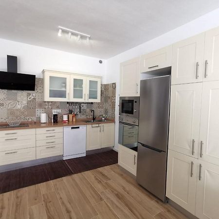 קלטה דה פוסטה Villa Megila מראה חיצוני תמונה